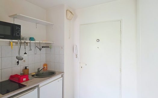 CLERMONT-FD / Quartier FACS, Studio avec parking privatif