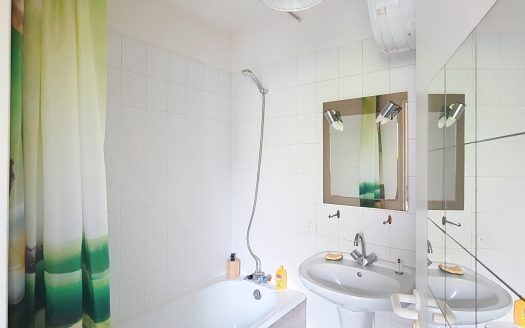 CLERMONT-FD / Quartier FACS, Studio avec parking privatif