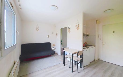 CLERMONT-FD / Quartier FACS, Studio avec parking privatif