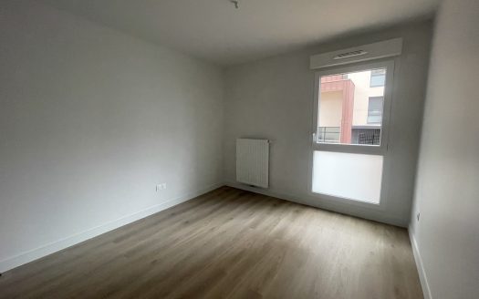 T2 n402 Les Fabriks de Mai