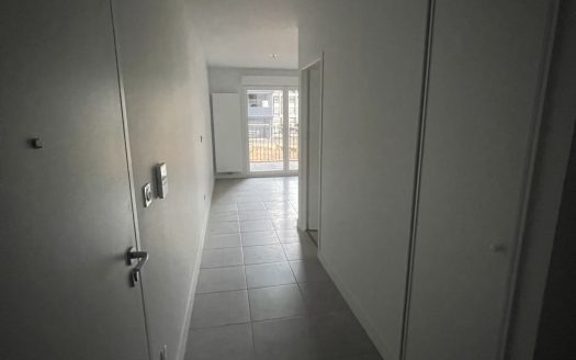 T2 n402 Les Fabriks de Mai