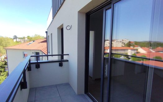 T2 n31B Patio Lafayette