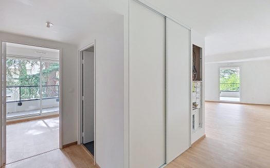 CHAMALIERES – Proche toutes commodités à pied, résidence de standing, T3 avec avec terrasse et garage