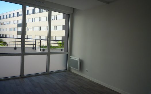 Mini T2 n04Les Hauts Cézeaux Bâtiment C