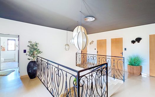 ORCET – Propriété d’exception 315 m2 habitables sur 2400 m2 de terrain