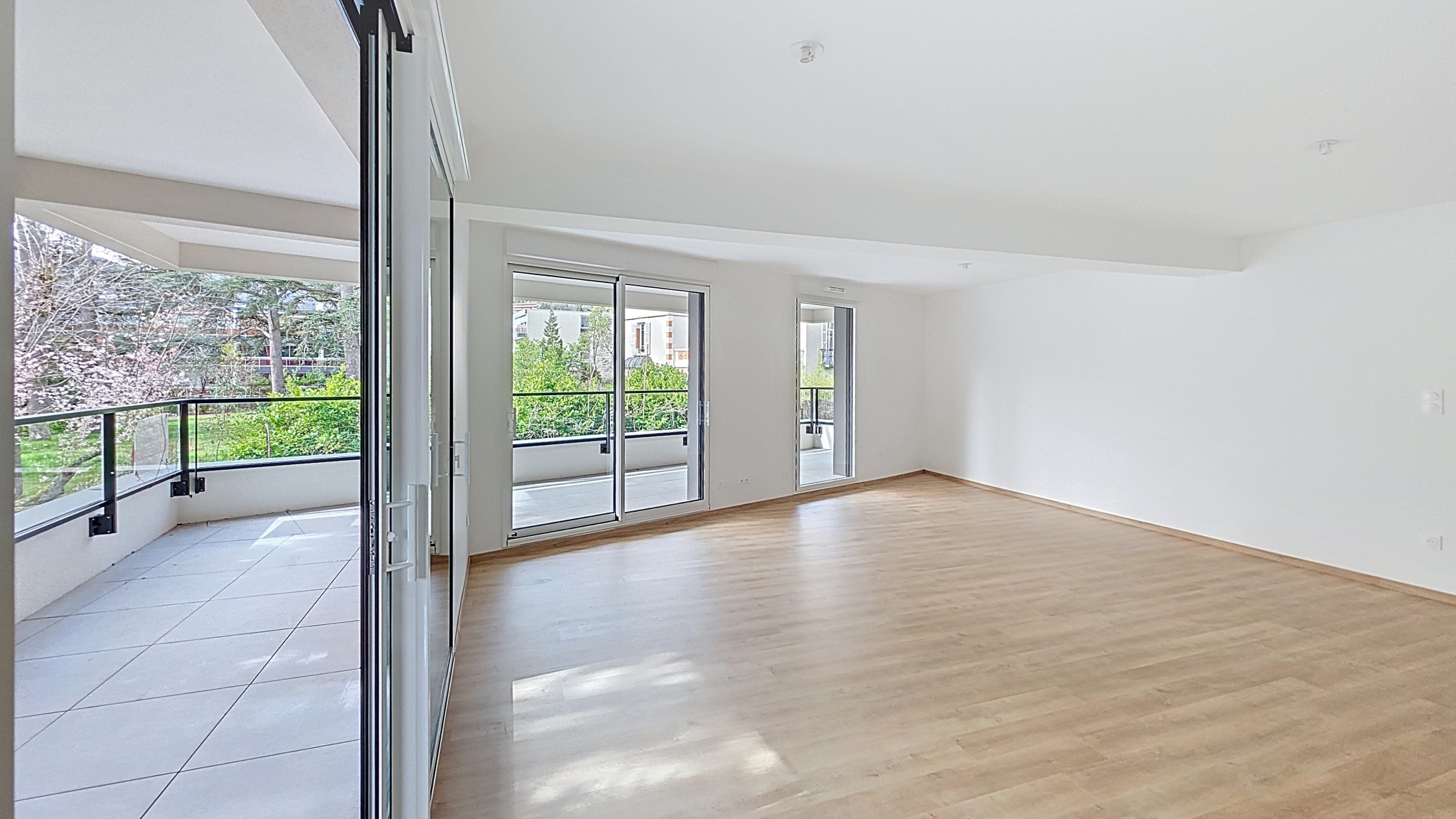 CHAMALIERES – Proche toutes commodités à pied, résidence de standing, T3 avec avec terrasse et garage