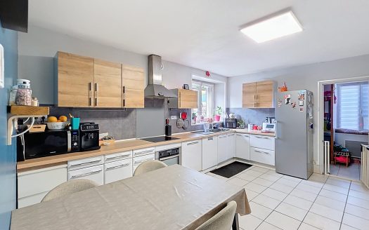 ISSOIRE – Maison familiale idéale, 4 chambres + bureau, terrain 487 m2