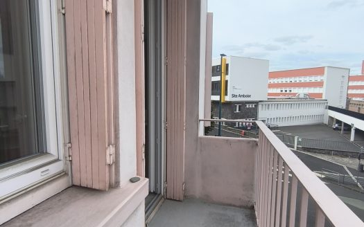 Studio meublé n5 – Avenue des Paulines