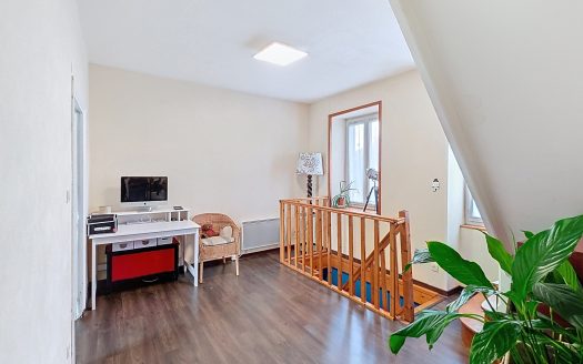 ISSOIRE – Maison familiale idéale, 4 chambres + bureau, terrain 487 m2