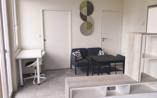 Studio meublé n5 – Avenue des Paulines
