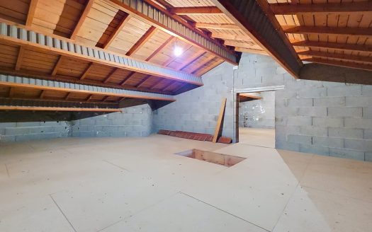 LES MARTRES DE VEYRE – Maison d’architecte 168 m2 sur terrain de 1043 m2