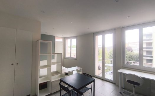 Studio meublé n5 – Avenue des Paulines