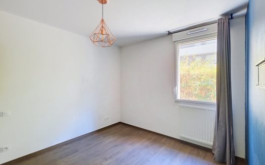EXCLUSIVITE – Cézeaux, Superbe T3 récent avec terrasse et garage